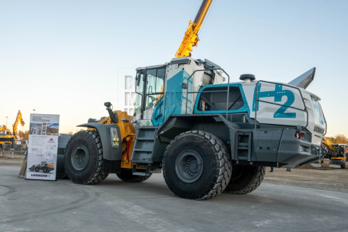 Liebherr L566 H2